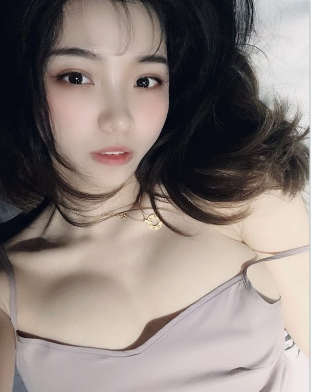 《重磅yin+si》微密圈小姐姐私拍是谁?