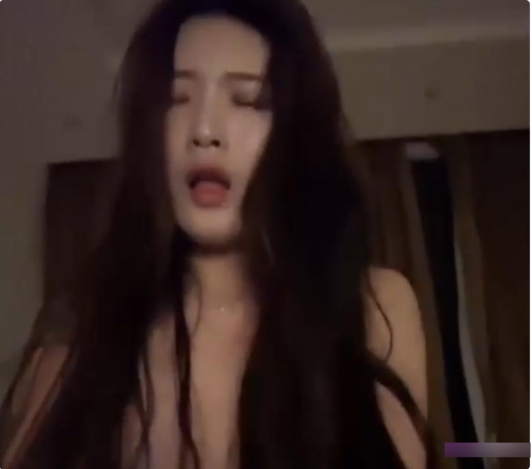 独家揭秘抖音精选网红赵一菲私密散播的秘密!