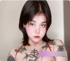 推纹身:狗狗纹身,个性纹身设计小狗狗:可爱小狗狗玩就娆迷你犬种宠物超反差:极致反差造型,时尚搭配新趋势it失眠ukkk:时尚博主推荐,潮流达人必备款式