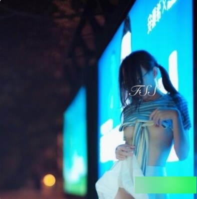 超级火爆!FSS冯珊珊展示女神的稀缺散播合集