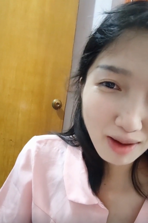 限时特惠尽情享受美丽高校校花的揉穴放飞自我,6V高清画质,仅售5.88G!
