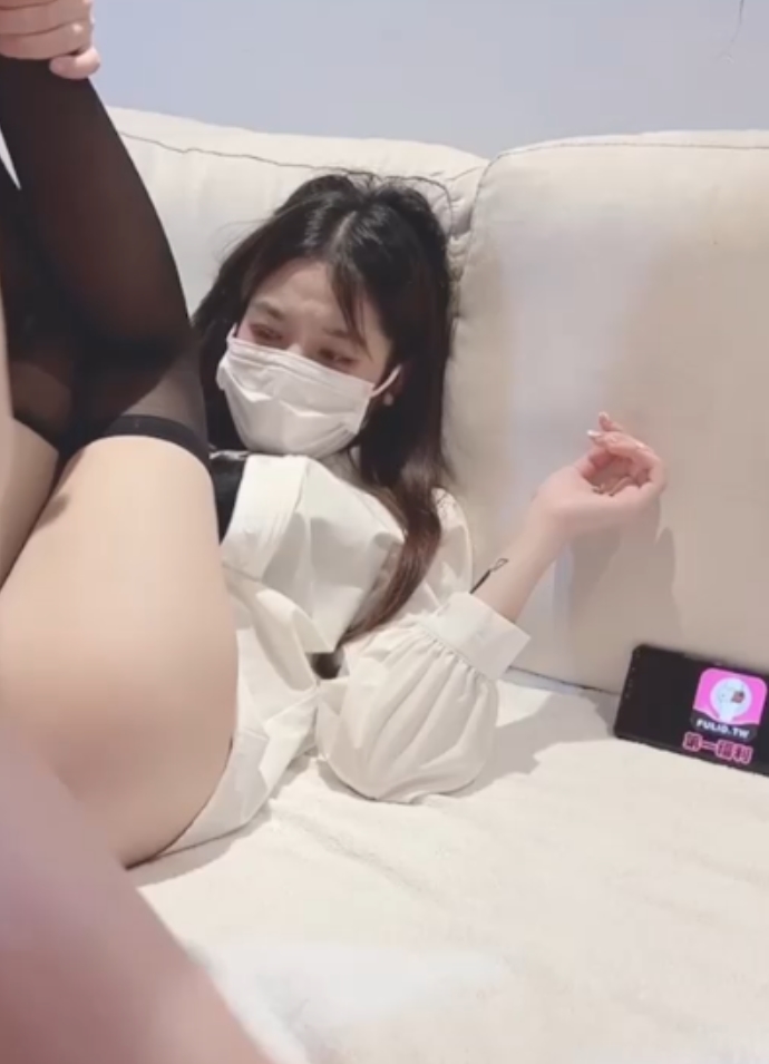 “一线天美臀,29v6g优米酱,百度云助你尽享极致体验!”