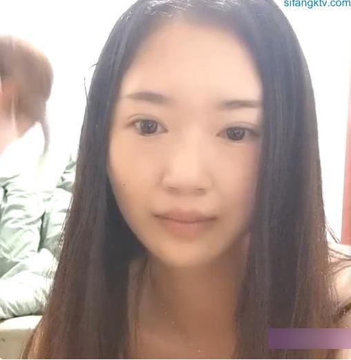 奇妙独家:精选妹子和闺蜜一起伺候农村小伙