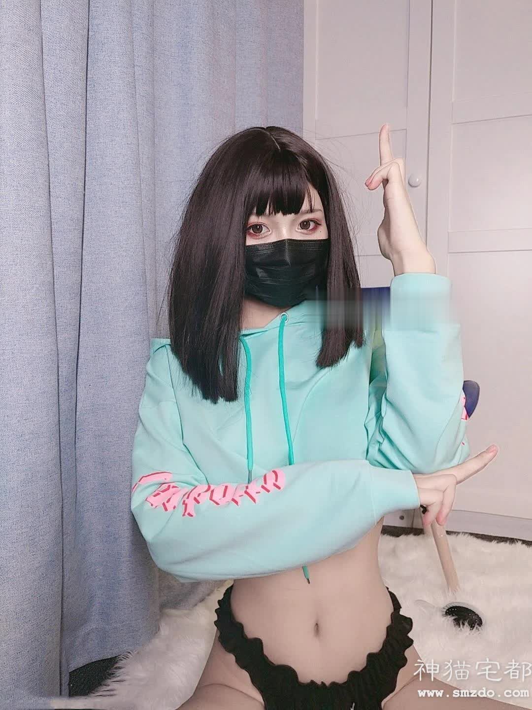 快手网红白袜袜格罗吖作品合集,车头灯飙车视频等,18.3G绝版珍藏