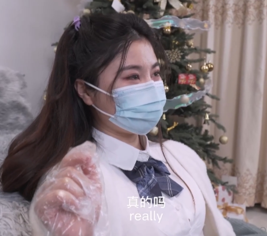 网红娜娜nana_taipei自行打包,32.62G高清合集,包含20部onlyfans服装系列视频,丝袜诱惑不容错过!