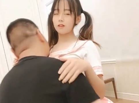 超级开放乖乖女妹子1V+260M视频,总时长23分钟,看点极竿娆文明观阅,免费失效补