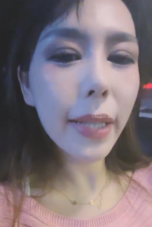 深更半夜会所KTV搭讪00后嫩妹放飞自我，解压密码1v+1.37g