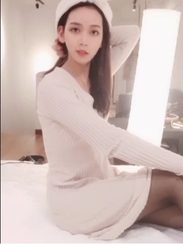 TS女装大佬《李智贤》超美图集,50张照片展现多面魅力