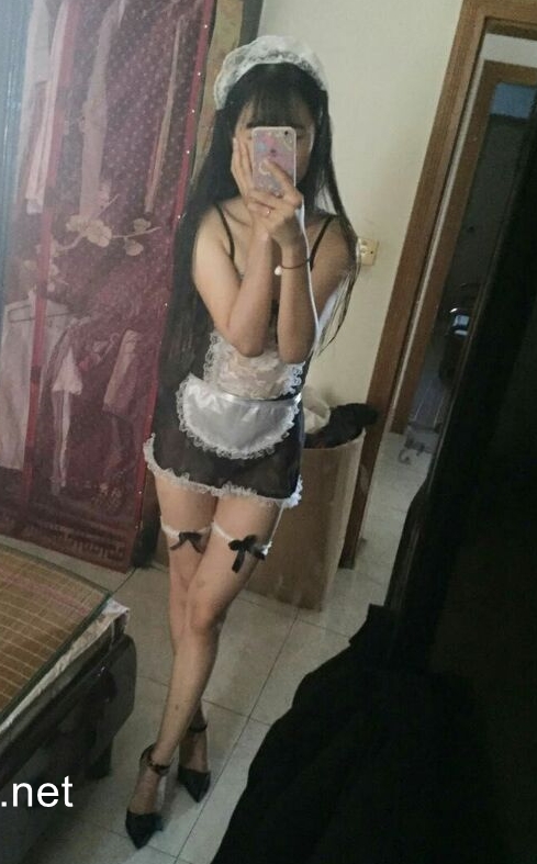 校园网红蒋鑫与男友甜蜜互动,1.44G视频记录美好时光