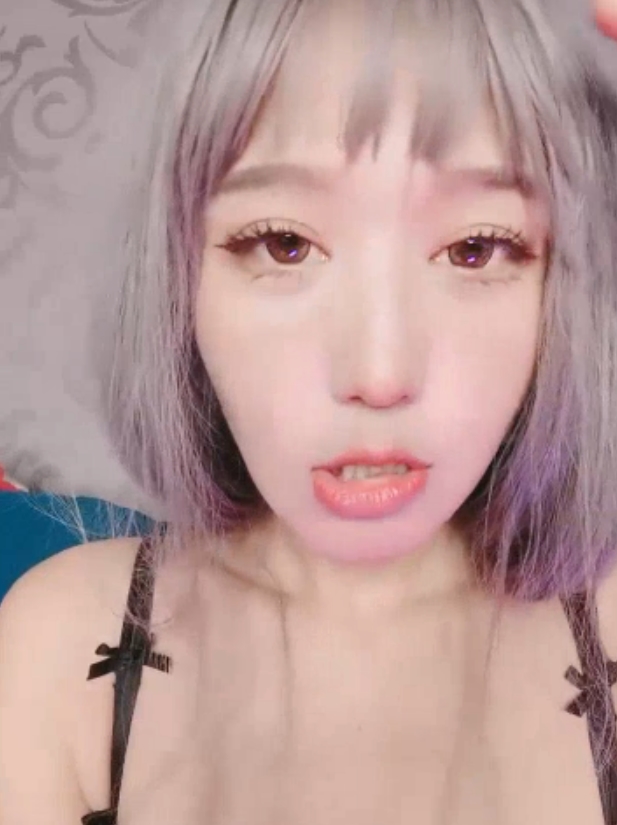 小纱子童颜大罩杯视频合集,79G内容震撼上贤妗