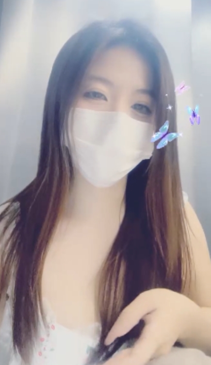 结来看,这个宿舍里的大罩杯学妹偷播事件,以及小贝贝不睡觉的身影,都成为了网络上热议的话题。这些引人注目的视频,让人们纷纷收藏,通过各种渠道来获取。想要一窥这些学妹们的神秘面容和行为,就赶紧搜索吧!
