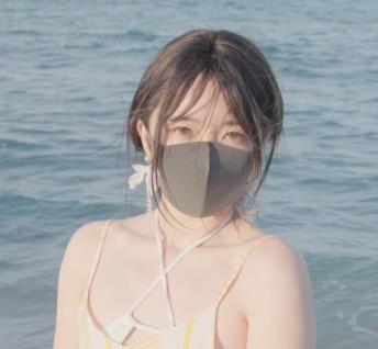 香港玩偶姐姐:自拍解压教程,资源下载不容错过