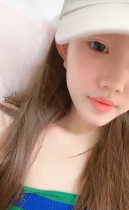 黑框眼镜双马尾乔乔妹妹视频合集,24个视频,大小18.4G,百度ED2K资源分享