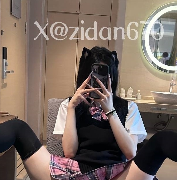 光阴反差女神紫蛋最新合集16V2.8G,收藏百度ED2K
