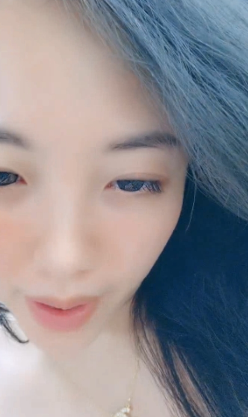 转载搬运风情女神小飘飘妩媚诱惑直播合集1V500M,精彩表演解压密码ahhthl