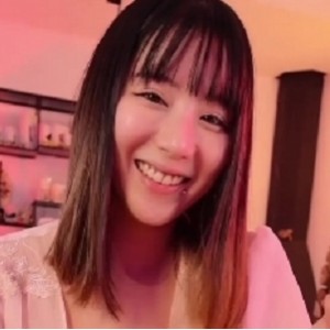 众筹热门梦幻女神木木森最新合集1V629M，景观高楼内