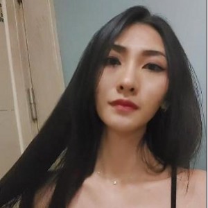 OnlyFans闺蜜李月如最新合集13V8.2G，自拍作品引热议