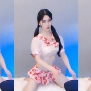 虎牙主播小橙子舞蹈合集35V50G，VIP房间精彩表演