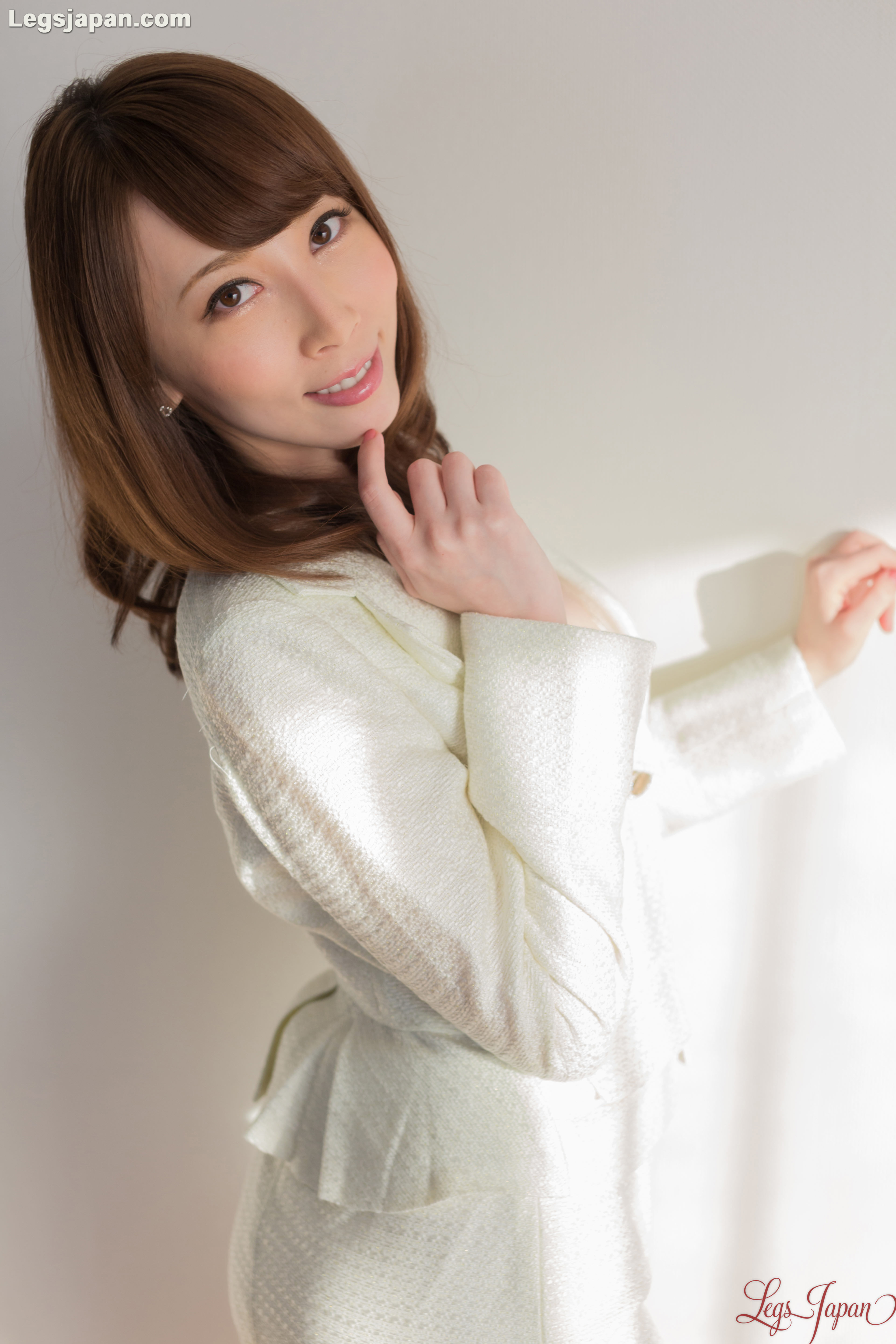AyaKisaki魅力美足合集31V20G，精彩互动尽显足艺技艺