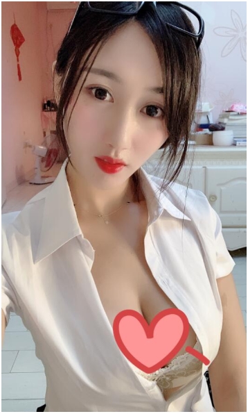 御姐高颜值小小玉酱最新合集1V小,魅力四送