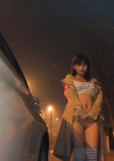 斗鱼魅心百变女神5v合集31.9G骚气撩人