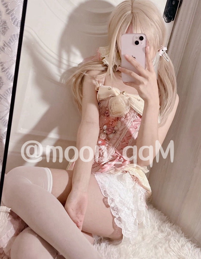 推特狐骨野外特辑69部97G水嫩多汁