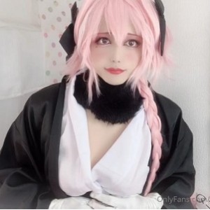OnlyFans汁姬给力椅子互动1V1.2G诱惑力爆棚