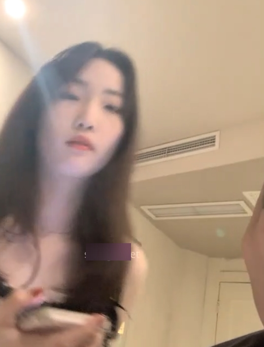 推特你的娇妹妹大罩杯私拍57部28.8G珍藏版