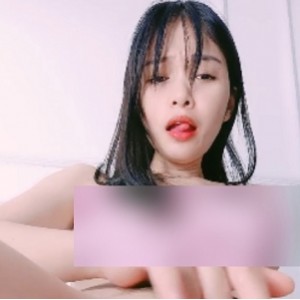 微密圈宝宝饿了丝袜合集174部434G绝版珍藏