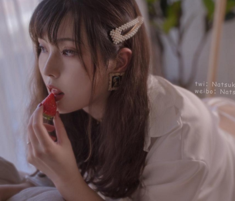 推特大尾巴猫夏夏子合集88部42G劲爆