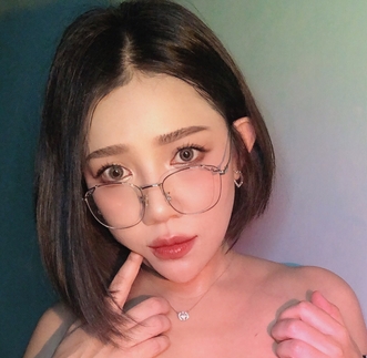 OnlyFans尤物Hannahowo吃鸡视频合集41部8.77G撩人至极