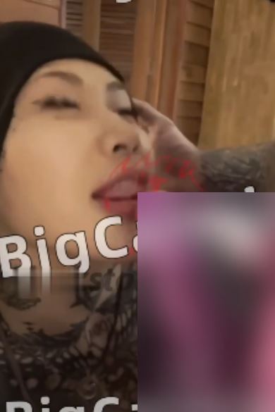 丰腴辣妹高乔尤美道具自嗨最新露脸123.5MB后推车无屏障