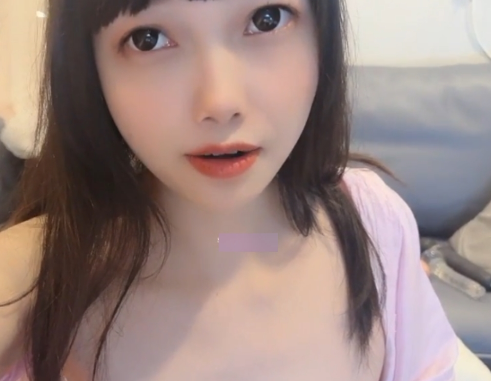 网盘kekexixi清纯学生妹反差1部1020M够顶
