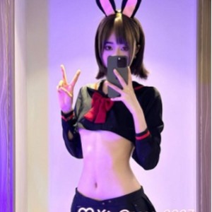 推特小鱼饭馆超火辣长腿女神被玩弄合集46部7.75G