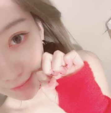 优质白皙女神私拍展示百里挑一88部合集50G嫩得发光
