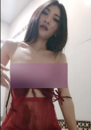 OnlyFans李月如原档私密视频合集25部30.6G闺蜜风情撩人