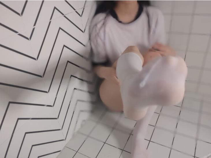 推特wink粉嫩美足浮力姬反差合集22部8G绝色娇艳
